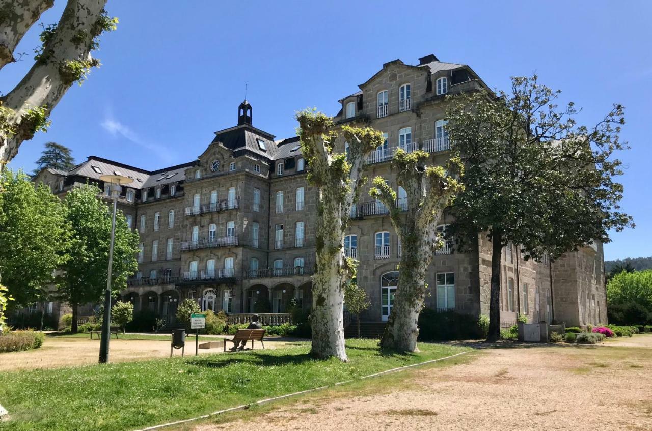 Residencial Mondariz Balneario 123 Lägenhet Exteriör bild